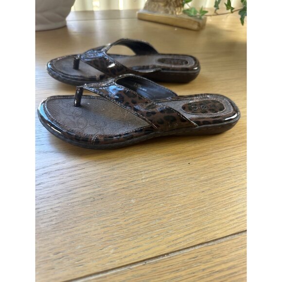 B.O.C. Size 6 Leopard Print Patent Leather Thong Flip Flops Brown Black - Picture 2 of 6